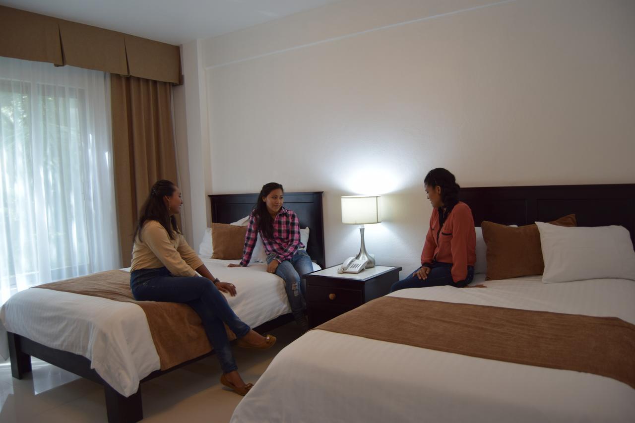 Hotel Real Primaveras Escárcega Extérieur photo
