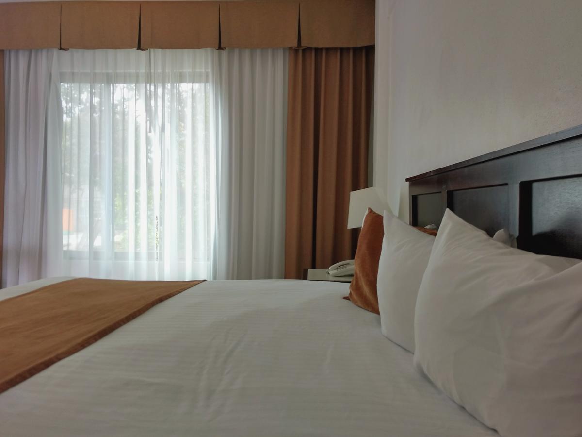 Hotel Real Primaveras Escárcega Extérieur photo