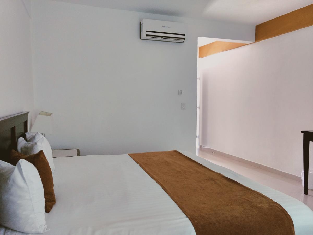Hotel Real Primaveras Escárcega Extérieur photo